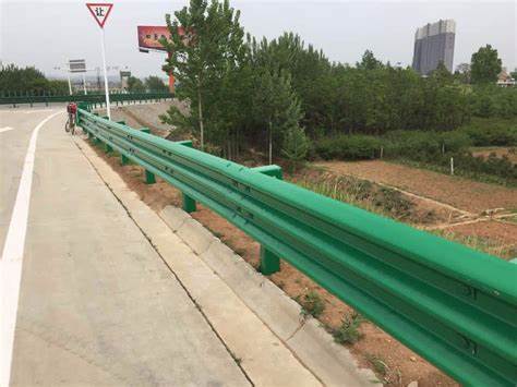 寧波波形護(hù)護(hù)欄怎么分類？