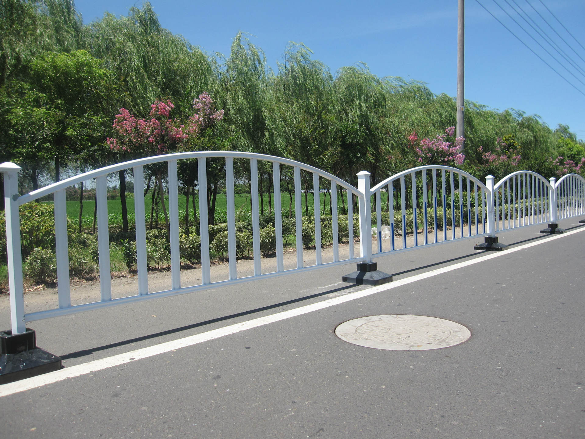 寧波道路護(hù)欄多少錢一米？