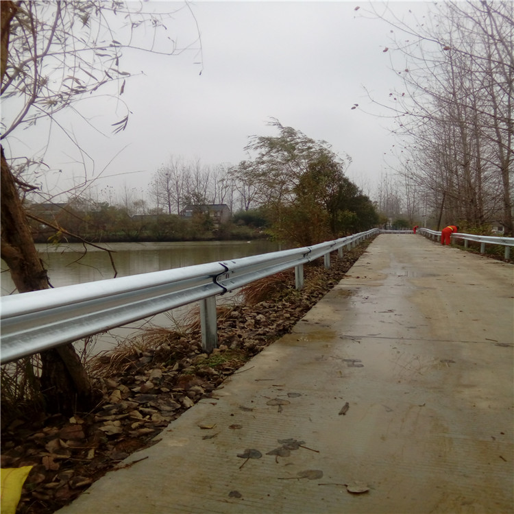 浙江公路護(hù)欄多少錢一米？